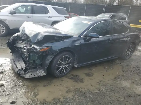 4T1G31AK4MU032004 2021 TOYOTA CAMRY - Image 1