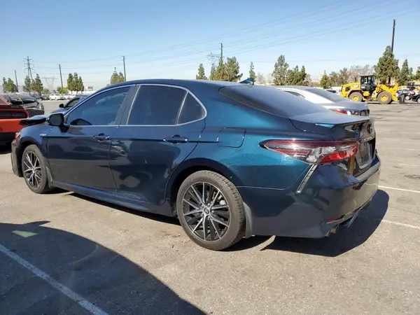 4T1G31AK4MU562957 2021 TOYOTA CAMRY - Image 2