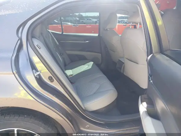 4T1G31AK4NU589111 2022 TOYOTA CAMRY - Image 8
