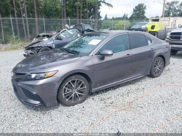 4T1G31AK4NU593255 2022 TOYOTA CAMRY - Image 2