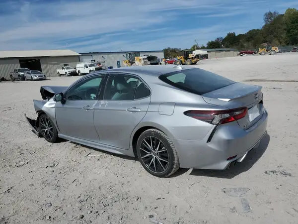 4T1G31AK4NU593613 2022 TOYOTA CAMRY - Image 2