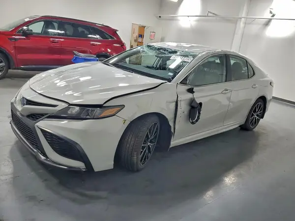 4T1G31AK4RU063289 2024 TOYOTA CAMRY - Image 1