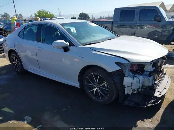 4T1G31AK5NU033017 2022 TOYOTA CAMRY - Image 1