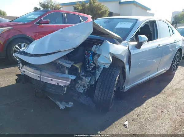 4T1G31AK5NU037570 2022 TOYOTA CAMRY - Image 2