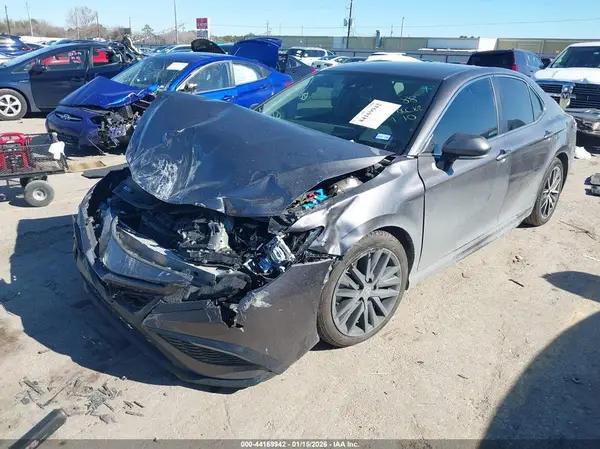 4T1G31AK5NU043143 2022 TOYOTA CAMRY - Image 2
