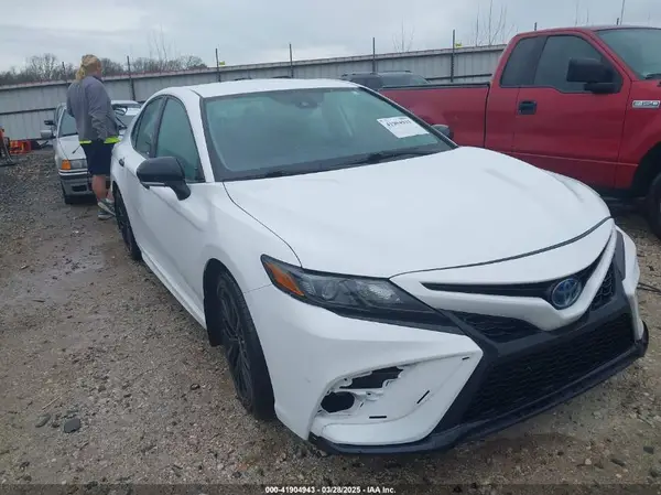 4T1G31AK5NU044700 2022 TOYOTA CAMRY - Image 1