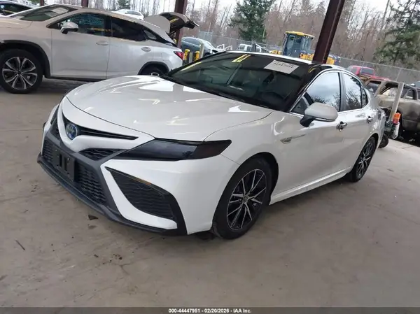 4T1G31AK5NU574276 2022 TOYOTA CAMRY - Image 2