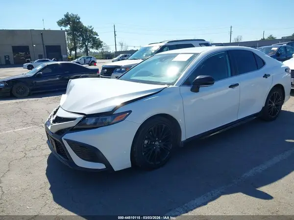 4T1G31AK5NU589540 2022 TOYOTA CAMRY - Image 2