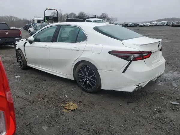 4T1G31AK5RU063947 2024 TOYOTA CAMRY - Image 2