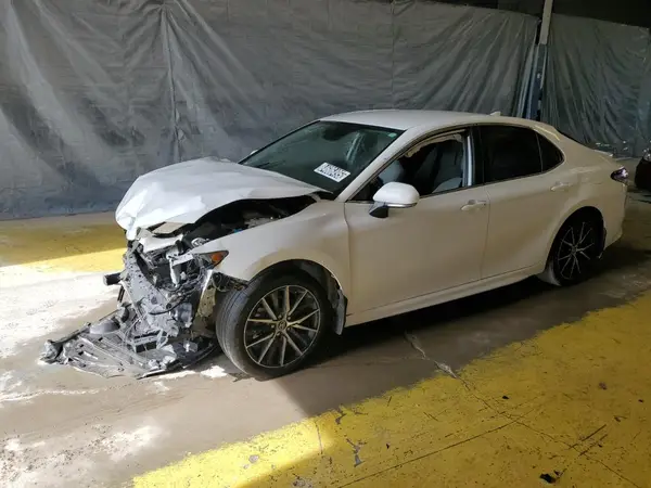 4T1G31AK5RU629136 2024 TOYOTA CAMRY - Image 1