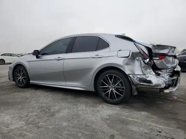 4T1G31AK5RU632327 2024 TOYOTA CAMRY - Image 2