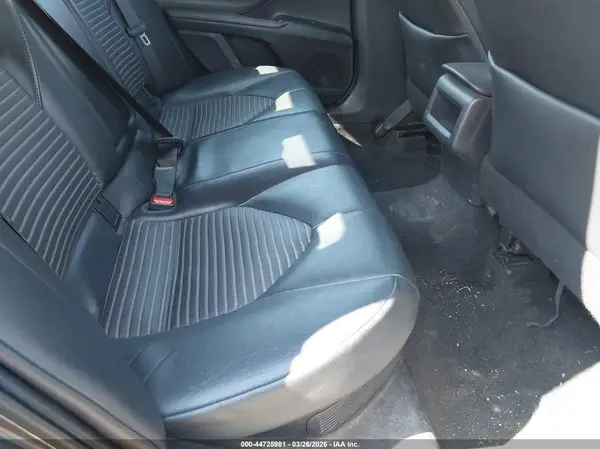 4T1G31AK6LU009807 2020 TOYOTA CAMRY - Image 8