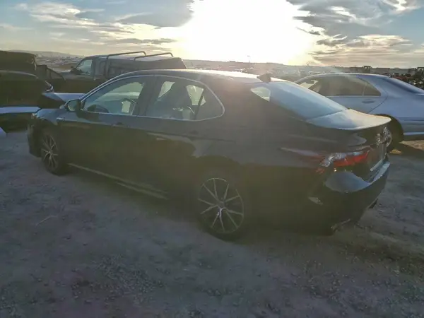 4T1G31AK6MU568842 2021 TOYOTA CAMRY - Image 2