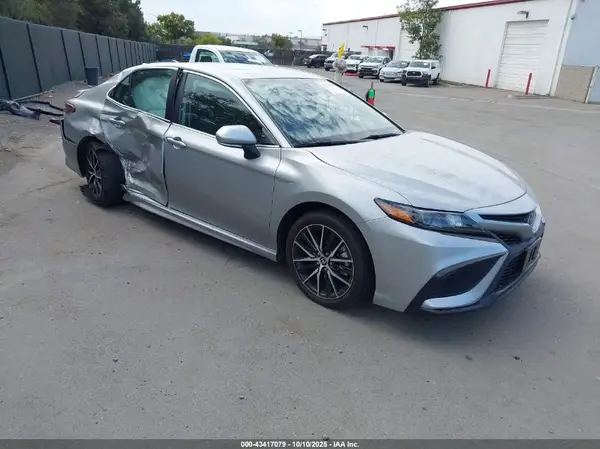 4T1G31AK6RU073208 2024 TOYOTA CAMRY - Image 1