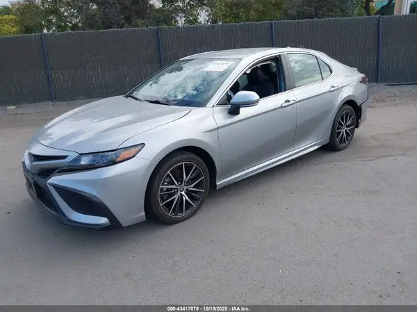 4T1G31AK6RU073208 2024 TOYOTA CAMRY - Image 2