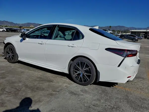 4T1G31AK6RU622454 2024 TOYOTA CAMRY - Image 2