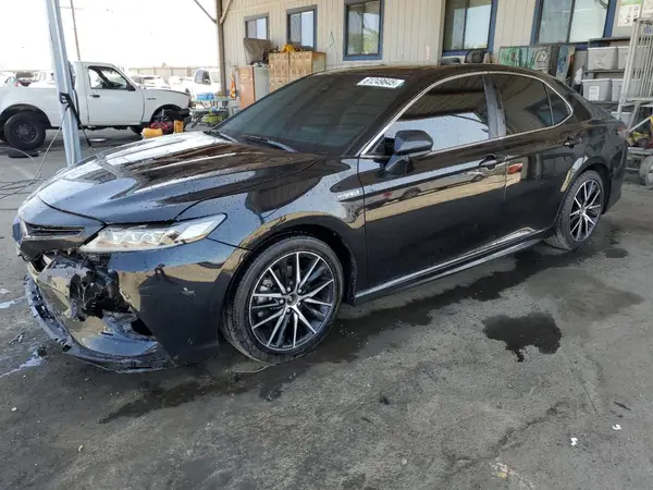 4T1G31AK7MU025547 2021 TOYOTA CAMRY - Image 1