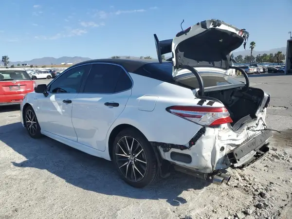 4T1G31AK7MU028884 2021 TOYOTA CAMRY - Image 2