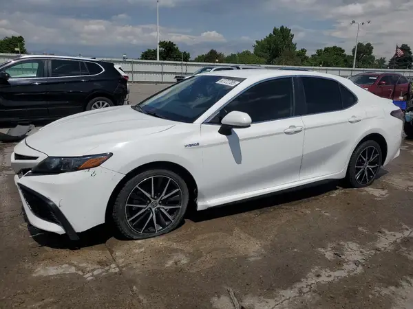 4T1G31AK7MU552178 2021 TOYOTA CAMRY - Image 1