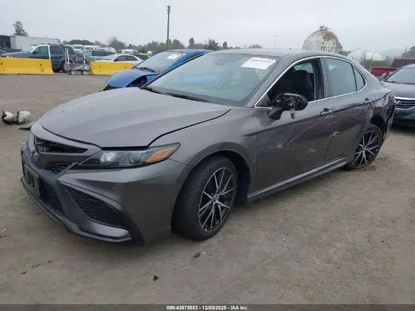 4T1G31AK7NU581861 2022 TOYOTA CAMRY - Image 2