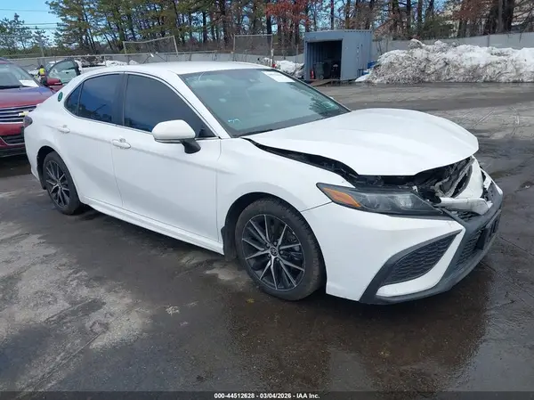 4T1G31AK7NU594559 2022 TOYOTA CAMRY - Image 1