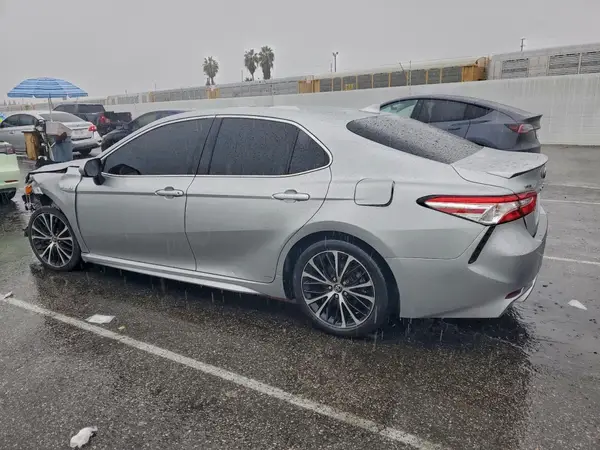 4T1G31AK8LU013437 2020 TOYOTA CAMRY - Image 2