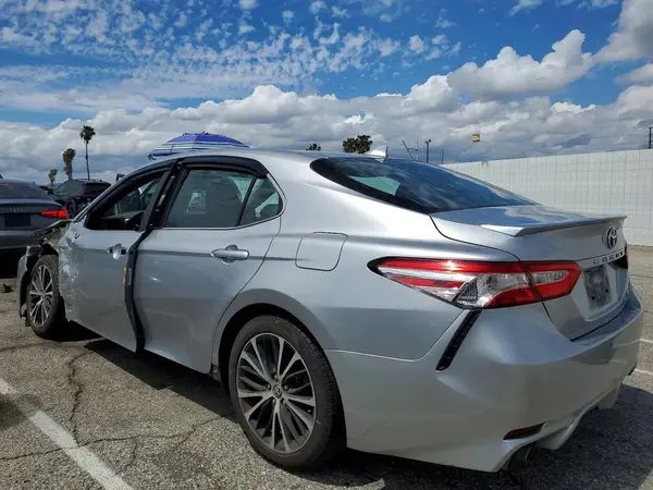 4T1G31AK8LU542564 2020 TOYOTA CAMRY - Image 2