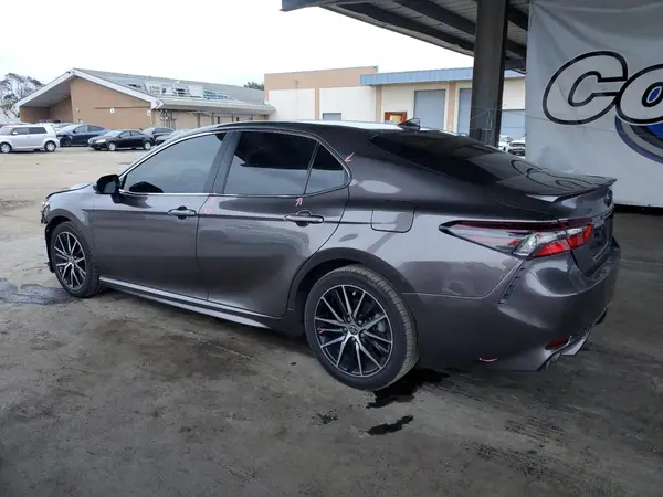 4T1G31AK8MU564419 2021 TOYOTA CAMRY - Image 2