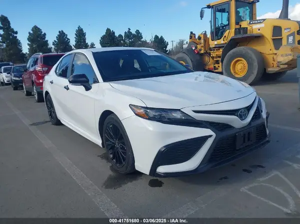 4T1G31AK8NU033240 2022 TOYOTA CAMRY - Image 1