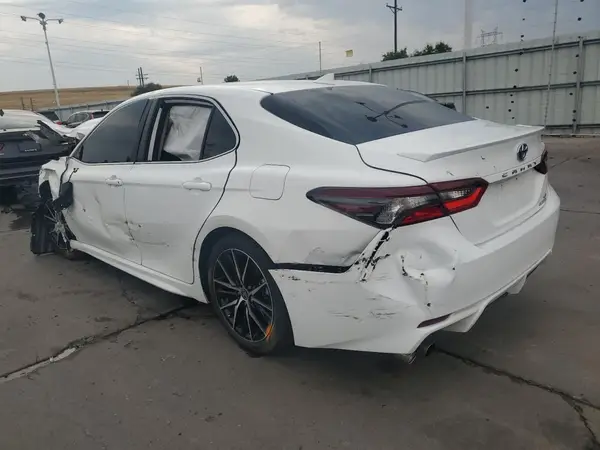 4T1G31AK8NU039037 2022 TOYOTA CAMRY - Image 2