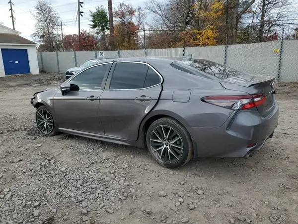 4T1G31AK8NU583425 2022 TOYOTA CAMRY - Image 2
