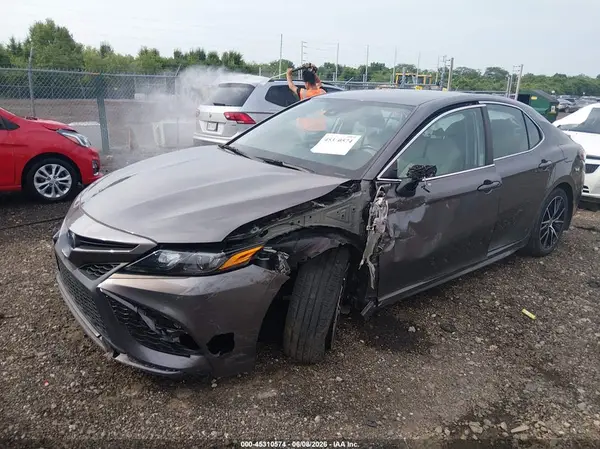 4T1G31AK8PU607192 2023 TOYOTA CAMRY - Image 2