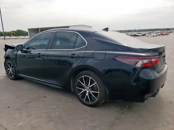 4T1G31AK8RU067085 2024 TOYOTA CAMRY - Image 2