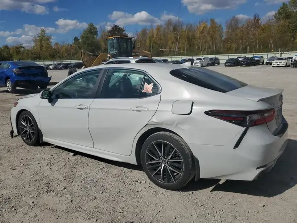 4T1G31AK8RU071234 2024 TOYOTA CAMRY - Image 2