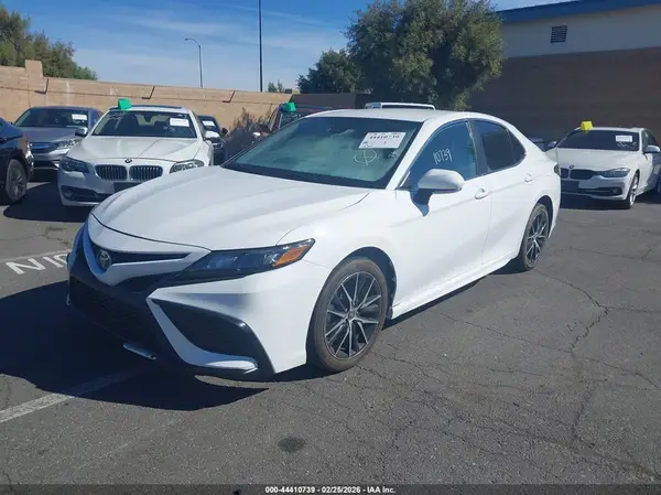4T1G31AK8RU623251 2024 TOYOTA CAMRY - Image 2