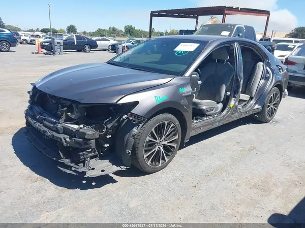 4T1G31AK9LU543089 2020 TOYOTA CAMRY - Image 2