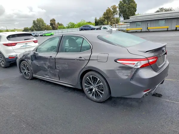 4T1G31AK9LU545005 2020 TOYOTA CAMRY - Image 2