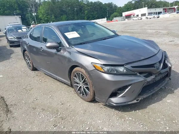 4T1G31AK9MU557091 2021 TOYOTA CAMRY - Image 1