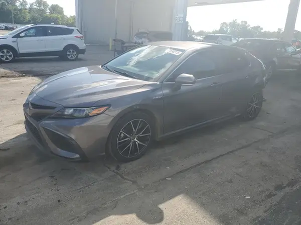 4T1G31AK9MU568656 2021 TOYOTA CAMRY - Image 1
