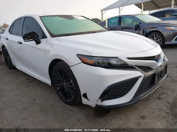 4T1G31AK9NU033490 2022 TOYOTA CAMRY - Image 1