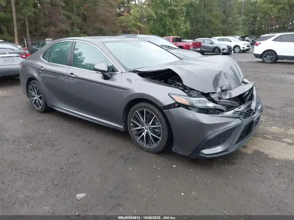 4T1G31AK9NU593171 2022 TOYOTA CAMRY - Image 1