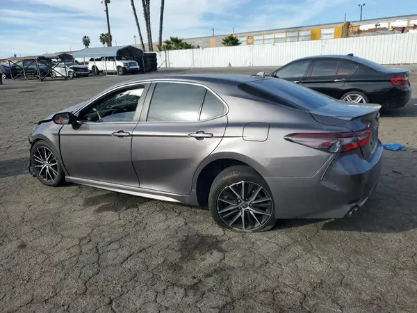 4T1G31AK9NU597320 2022 TOYOTA CAMRY - Image 2