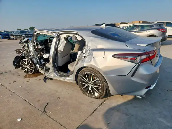 4T1G31AK9PU617570 2023 TOYOTA CAMRY - Image 2