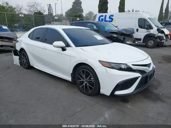 4T1G31AK9RU075809 2024 TOYOTA CAMRY - Image 1