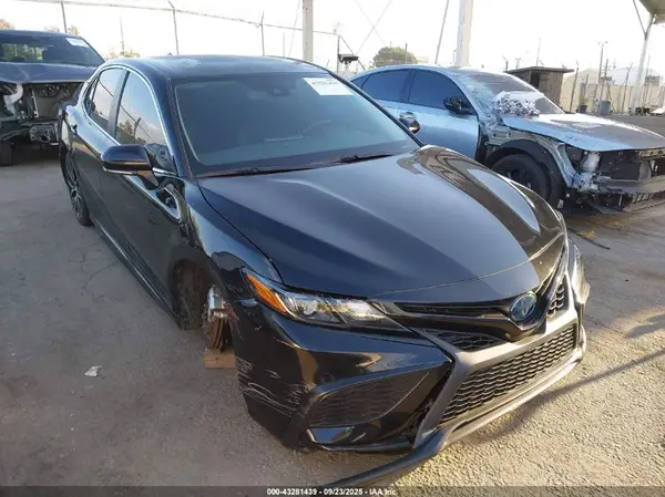 4T1G31AK9RU623906 2024 TOYOTA CAMRY - Image 1