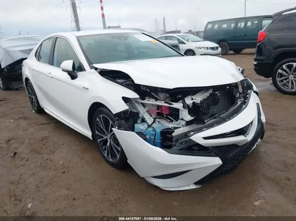 4T1G31AKXLU012712 2020 TOYOTA CAMRY - Image 1