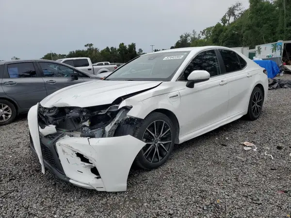 4T1G31AKXMU562963 2021 TOYOTA CAMRY - Image 1
