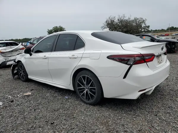 4T1G31AKXMU562963 2021 TOYOTA CAMRY - Image 2
