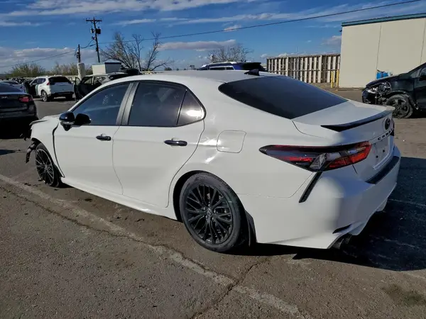 4T1G31AKXNU044188 2022 TOYOTA CAMRY - Image 2