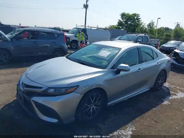 4T1G31AKXPU605704 2023 TOYOTA CAMRY - Image 2